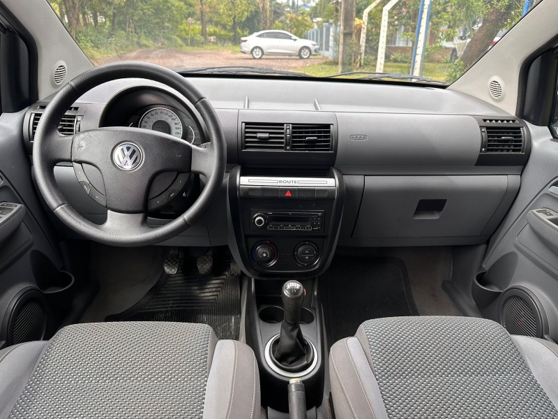 VOLKSWAGEN SPACEFOX ROUTE 1.6MI /2010 MENEGHINI VEÍCULOS ARROIO DO MEIO / Carros no Vale VOLKSWAGEN SPACEFOX ROUTE 1.6MI /2010 MENEGHINI VEÍCULOS ARROIO DO MEIO / Carros no Vale