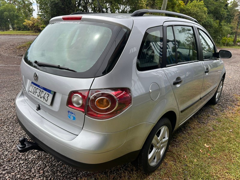 VOLKSWAGEN SPACEFOX ROUTE 1.6MI /2010 MENEGHINI VEÍCULOS ARROIO DO MEIO / Carros no Vale VOLKSWAGEN SPACEFOX ROUTE 1.6MI /2010 MENEGHINI VEÍCULOS ARROIO DO MEIO / Carros no Vale