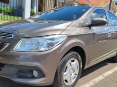 CHEVROLET PRISMA 1.0 MT LT 2013/2013 ADRIANO VEÍCULOS CRUZEIRO DO SUL / Carros no Vale