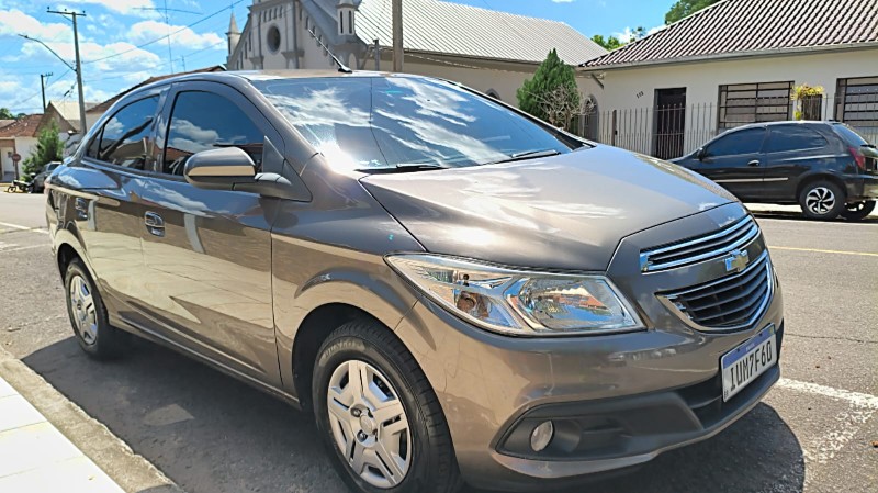 CHEVROLET PRISMA 1.0 MT LT 2013/2013 ADRIANO VEÍCULOS CRUZEIRO DO SUL / Carros no Vale