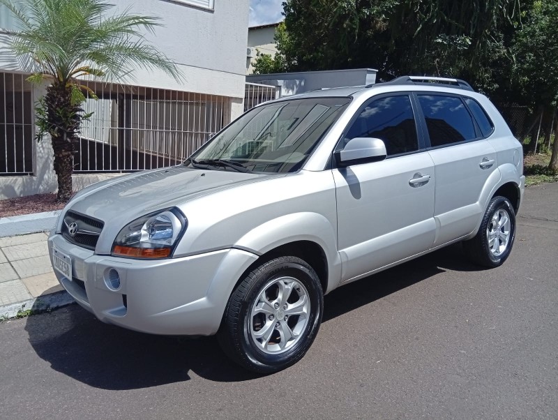 HYUNDAI TUCSON 2.0 GLS 2014/2015 ALTERNATIVA VEÍCULOS LAJEADO / Carros no Vale HYUNDAI TUCSON 2.0 GLS 2014/2015 ALTERNATIVA VEÍCULOS LAJEADO / Carros no Vale