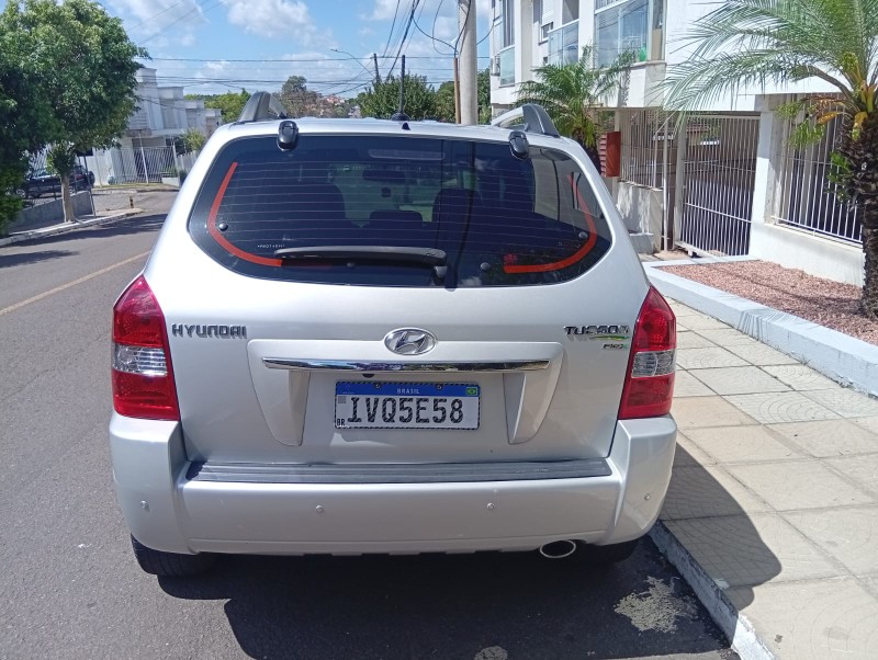 HYUNDAI TUCSON 2.0 GLS 2014/2015 ALTERNATIVA VEÍCULOS LAJEADO / Carros no Vale HYUNDAI TUCSON 2.0 GLS 2014/2015 ALTERNATIVA VEÍCULOS LAJEADO / Carros no Vale