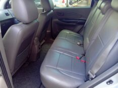 HYUNDAI TUCSON 2.0 GLS 2014/2015 ALTERNATIVA VEÍCULOS LAJEADO / Carros no Vale