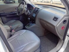 HYUNDAI TUCSON 2.0 GLS 2014/2015 ALTERNATIVA VEÍCULOS LAJEADO / Carros no Vale