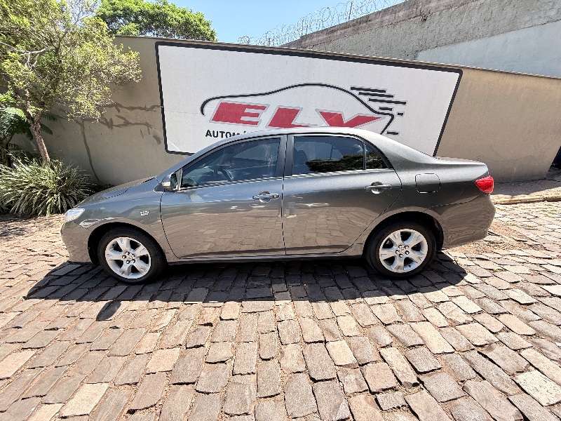TOYOTA COROLLA 1.8 XEI 16V GASOLINA 4P AUTOMÁTICO 2010/2010 ELY AUTOMÓVEIS LAJEADO / Carros no Vale