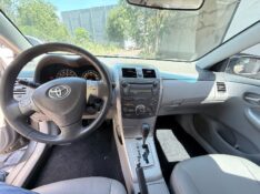 TOYOTA COROLLA 1.8 XEI 16V GASOLINA 4P AUTOMÁTICO 2010/2010 ELY AUTOMÓVEIS LAJEADO / Carros no Vale