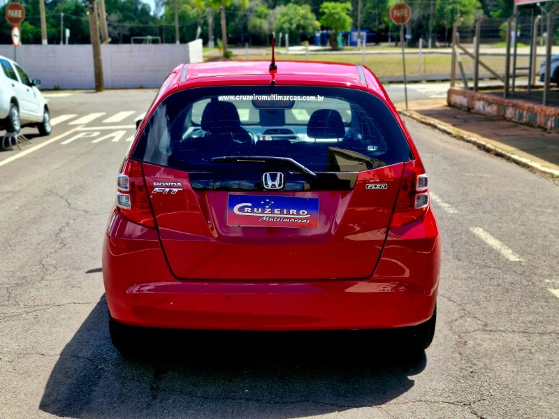 HONDA FIT 1.5 EX 2011/2012 CRUZEIRO MULTIMARCAS CRUZEIRO DO SUL / Carros no Vale