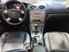 FORD FOCUS SEDAN 2.0 2011/2011 ALTERNATIVA VEÍCULOS LAJEADO / Carros no Vale