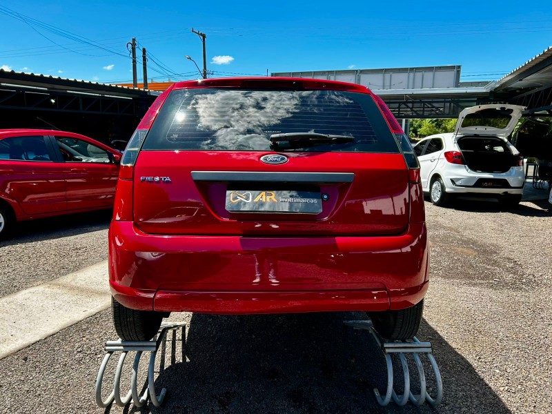 FORD FIESTA 1.0 /2014 AR MULTIMARCAS VENÂNCIO AIRES / Carros no Vale