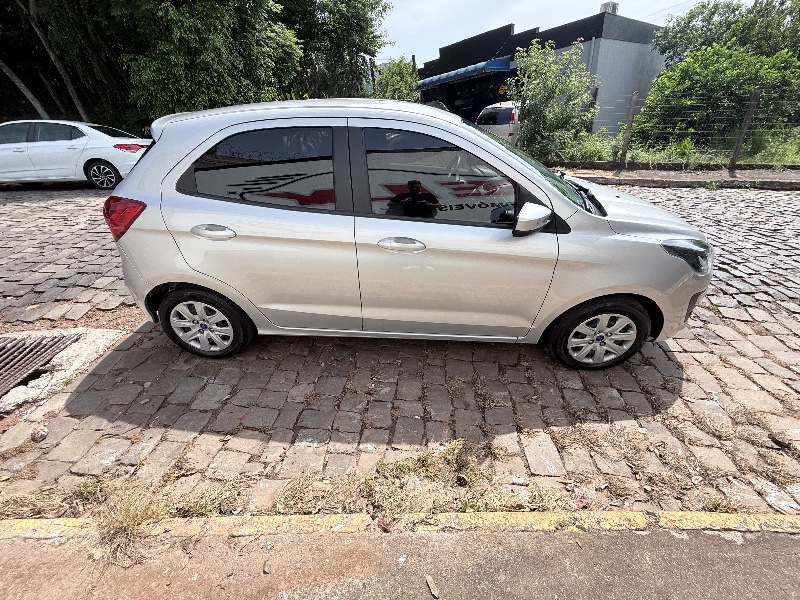 FORD KA 1.0 SE 2020/2020 ELY AUTOMÓVEIS LAJEADO / Carros no Vale
