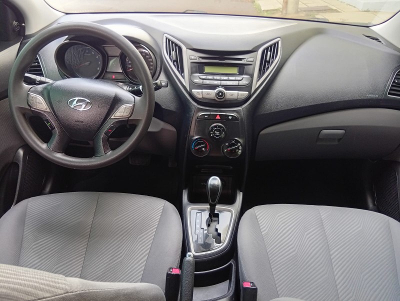 HYUNDAI HB20 COMF 1.6 AUT. 2014/2015 ALTERNATIVA VEÍCULOS LAJEADO / Carros no Vale