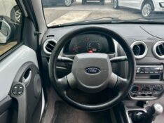 FORD KA 1.0 /2013 AR MULTIMARCAS VENÂNCIO AIRES / Carros no Vale