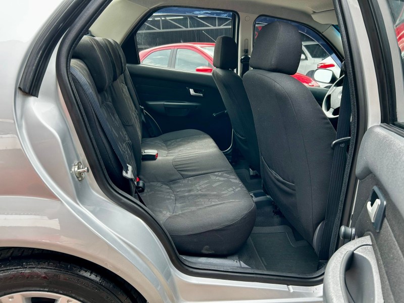 FIAT SIENA 1.0 /2010 AR MULTIMARCAS VENÂNCIO AIRES / Carros no Vale