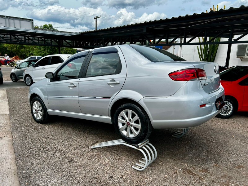 FIAT SIENA 1.0 /2010 AR MULTIMARCAS VENÂNCIO AIRES / Carros no Vale