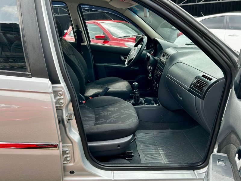 FIAT SIENA 1.0 /2010 AR MULTIMARCAS VENÂNCIO AIRES / Carros no Vale