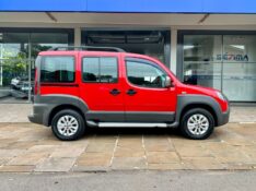 FIAT DOBLO ADVENTURE /6 LUGARES 2016/2016 SÉTIMA VEÍCULOS GUAPORÉ / Carros no Vale