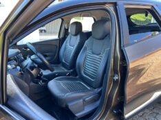 RENAULT CAPTUR INTENSE 2.0 16V FLEX 5P AUT. 2018/2018 LS MULTIMARCAS VENÂNCIO AIRES / Carros no Vale