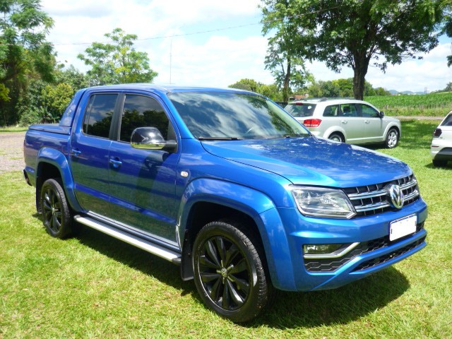 VOLKSWAGEN AMAROK 2.0 HIGHLINE EXTREME 4X4 CD TURBO 2017/2018 PREMIUM AUTOMÓVEIS ARROIO DO MEIO / Carros no Vale VOLKSWAGEN AMAROK 2.0 HIGHLINE EXTREME 4X4 CD TURBO 2017/2018 PREMIUM AUTOMÓVEIS ARROIO DO MEIO / Carros no Vale