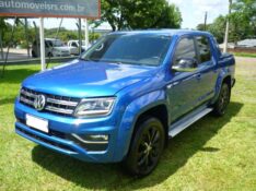 VOLKSWAGEN AMAROK 2.0 HIGHLINE EXTREME 4X4 CD TURBO 2017/2018 PREMIUM AUTOMÓVEIS ARROIO DO MEIO / Carros no Vale