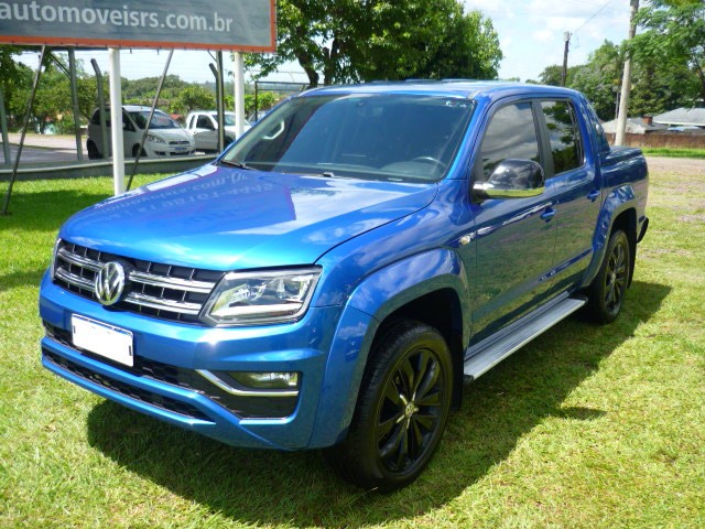 VOLKSWAGEN AMAROK 2.0 HIGHLINE EXTREME 4X4 CD TURBO 2017/2018 PREMIUM AUTOMÓVEIS ARROIO DO MEIO / Carros no Vale VOLKSWAGEN AMAROK 2.0 HIGHLINE EXTREME 4X4 CD TURBO 2017/2018 PREMIUM AUTOMÓVEIS ARROIO DO MEIO / Carros no Vale