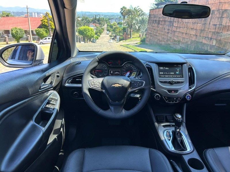 CHEVROLET CRUZE LT 1.4 16V TURBO FLEX 4P AUT. 2018/2018 LS MULTIMARCAS VENÂNCIO AIRES / Carros no Vale CHEVROLET CRUZE LT 1.4 16V TURBO FLEX 4P AUT. 2018/2018 LS MULTIMARCAS VENÂNCIO AIRES / Carros no Vale