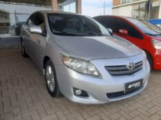 TOYOTA COROLLA 1.8 XEI 16V FLEX 4P AUTOMÁTICO 2008/2009 RENAUTO VEÍCULOS LAJEADO / Carros no Vale