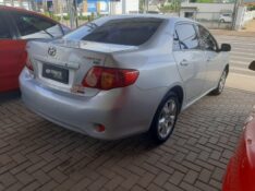 TOYOTA COROLLA 1.8 XEI 16V FLEX 4P AUTOMÁTICO 2008/2009 RENAUTO VEÍCULOS LAJEADO / Carros no Vale