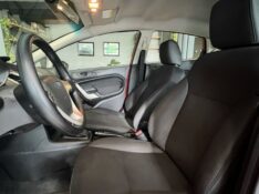 FORD NEW FIESTA 1.6 SE 2012/2012 JOÃO CARROS MULTIMARCAS GUAPORÉ / Carros no Vale