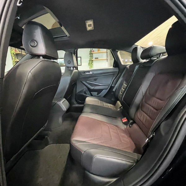 VOLKSWAGEN JETTA GLI 350 TSI 2.0 2022/2022 JOÃO CARROS MULTIMARCAS GUAPORÉ / Carros no Vale