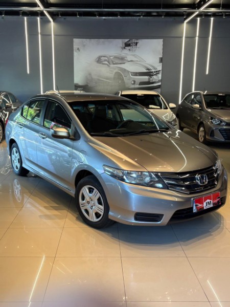 HONDA CITY DX 1.5 16V FLEX 2013/2013 JM AUTOMÓVEIS VENÂNCIO AIRES / Carros no Vale
