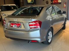 HONDA CITY DX 1.5 16V FLEX 2013/2013 JM AUTOMÓVEIS VENÂNCIO AIRES / Carros no Vale
