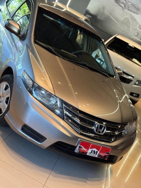 HONDA CITY DX 1.5 16V FLEX 2013/2013 JM AUTOMÓVEIS VENÂNCIO AIRES / Carros no Vale