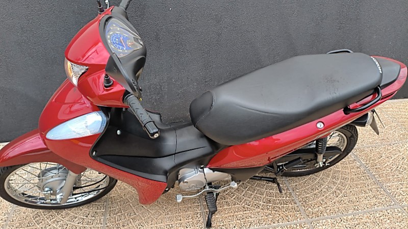 HONDA MOTOS BIZ 100 KS 2014/2014 ADRIANO VEÍCULOS CRUZEIRO DO SUL / Carros no Vale