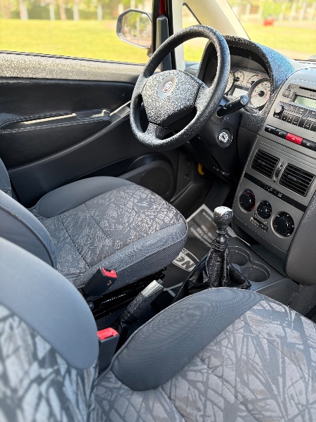 FIAT IDEIA ADVENTURE 1.8 2009/2010 NEURI VEÍCULOS LAJEADO / Carros no Vale