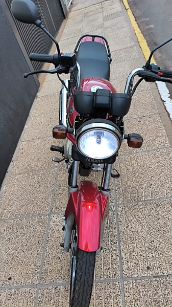 YAMAHA YBR 125-ED 2004/2005 ADRIANO VEÍCULOS CRUZEIRO DO SUL / Carros no Vale
