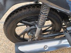 HONDA MOTOS BIZ 125 ES 2020/2020 ADRIANO VEÍCULOS CRUZEIRO DO SUL / Carros no Vale