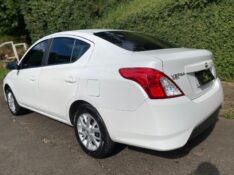 NISSAN VERSA SV 1.6 2019/2020 ESTAÇÃO DO CARRO ESTRELA / Carros no Vale