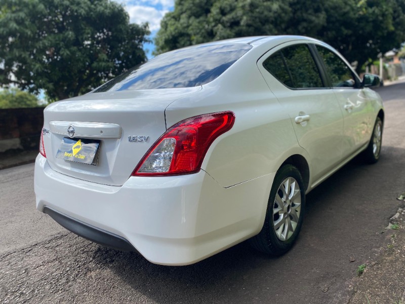 NISSAN VERSA SV 1.6 2019/2020 ESTAÇÃO DO CARRO ESTRELA / Carros no Vale