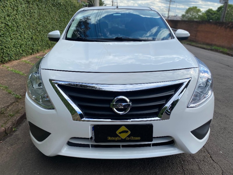 NISSAN VERSA SV 1.6 2019/2020 ESTAÇÃO DO CARRO ESTRELA / Carros no Vale