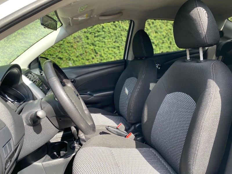 NISSAN VERSA SV 1.6 2019/2020 ESTAÇÃO DO CARRO ESTRELA / Carros no Vale