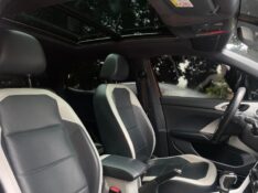 VOLKSWAGEN T-CROSS HIGHLINE 1.4 250TSI 2019/2020 ESTAÇÃO DO CARRO ESTRELA / Carros no Vale