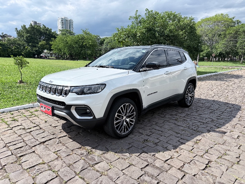 JEEP COMPASS 2.0 16V DIESEL LIMITED 4X4 AUTOMÁTICO 2024/2024 ELY AUTOMÓVEIS LAJEADO / Carros no Vale