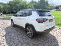 JEEP COMPASS 2.0 16V DIESEL LIMITED 4X4 AUTOMÁTICO 2024/2024 ELY AUTOMÓVEIS LAJEADO / Carros no Vale