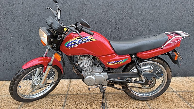 HONDA MOTOS CG 125 TITAN 1997/1997 ADRIANO VEÍCULOS CRUZEIRO DO SUL / Carros no Vale
