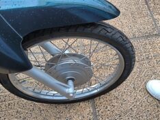 HONDA MOTOS C100 BIZ ES 2003/2004 ADRIANO VEÍCULOS CRUZEIRO DO SUL / Carros no Vale