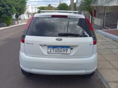 FORD FIESTA 1.6 FLEX 2012/2013 ALTERNATIVA VEÍCULOS LAJEADO / Carros no Vale