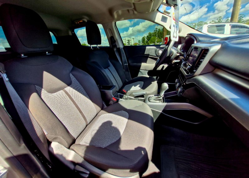 FIAT TORO 1.3 ENDURANCE T270 4X2 16V 2023/2023 CRUZEIRO MULTIMARCAS CRUZEIRO DO SUL / Carros no Vale