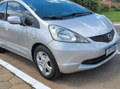 HONDA FIT 1.4 LXL 16V FLEX 4P AUT 2011/2011 ADRIANO VEÍCULOS CRUZEIRO DO SUL / Carros no Vale