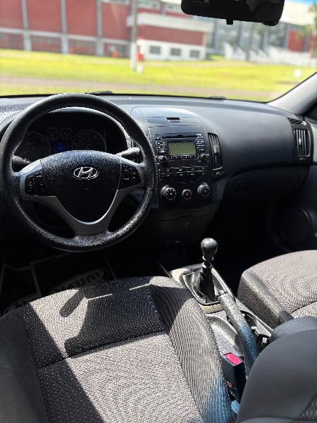 HYUNDAI I30 2.0 16V 145CV 5P MEC. /2012 NEURI VEÍCULOS LAJEADO / Carros no Vale