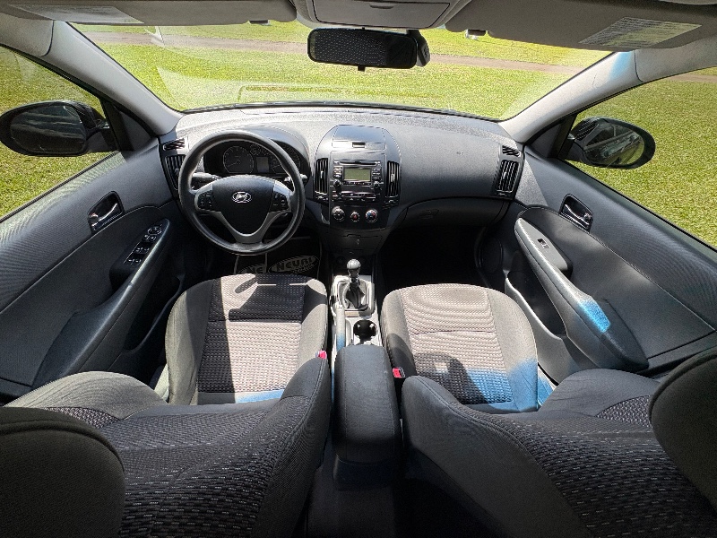 HYUNDAI I30 2.0 16V 145CV 5P MEC. /2012 NEURI VEÍCULOS LAJEADO / Carros no Vale